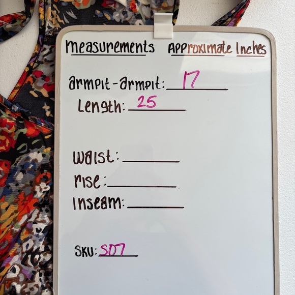 Costa‎ Blanca Women's Size XS Razorback Tank Print Floral Camisole Office Wear - Picture 10 of 10